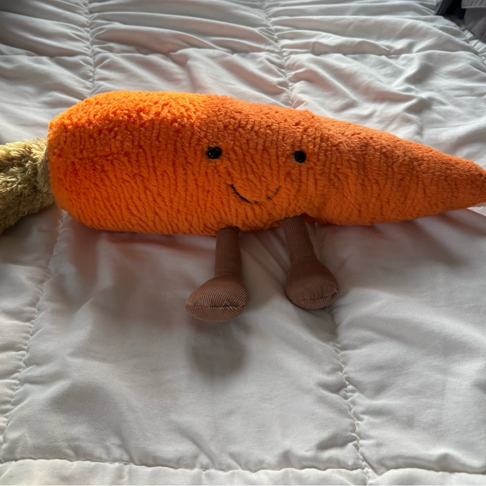 Retired carrot jelly cat